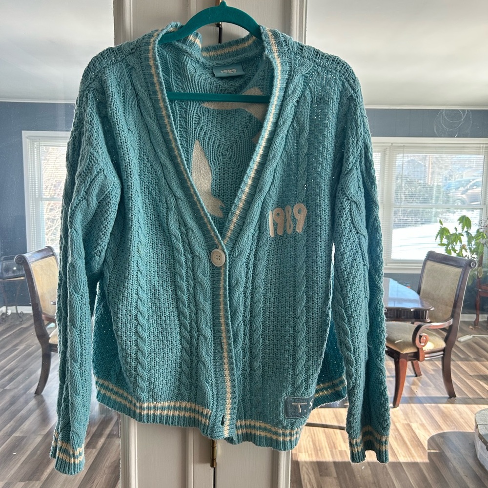 Taylor Swift Authentic 1989 Cable Knit Cardigan
